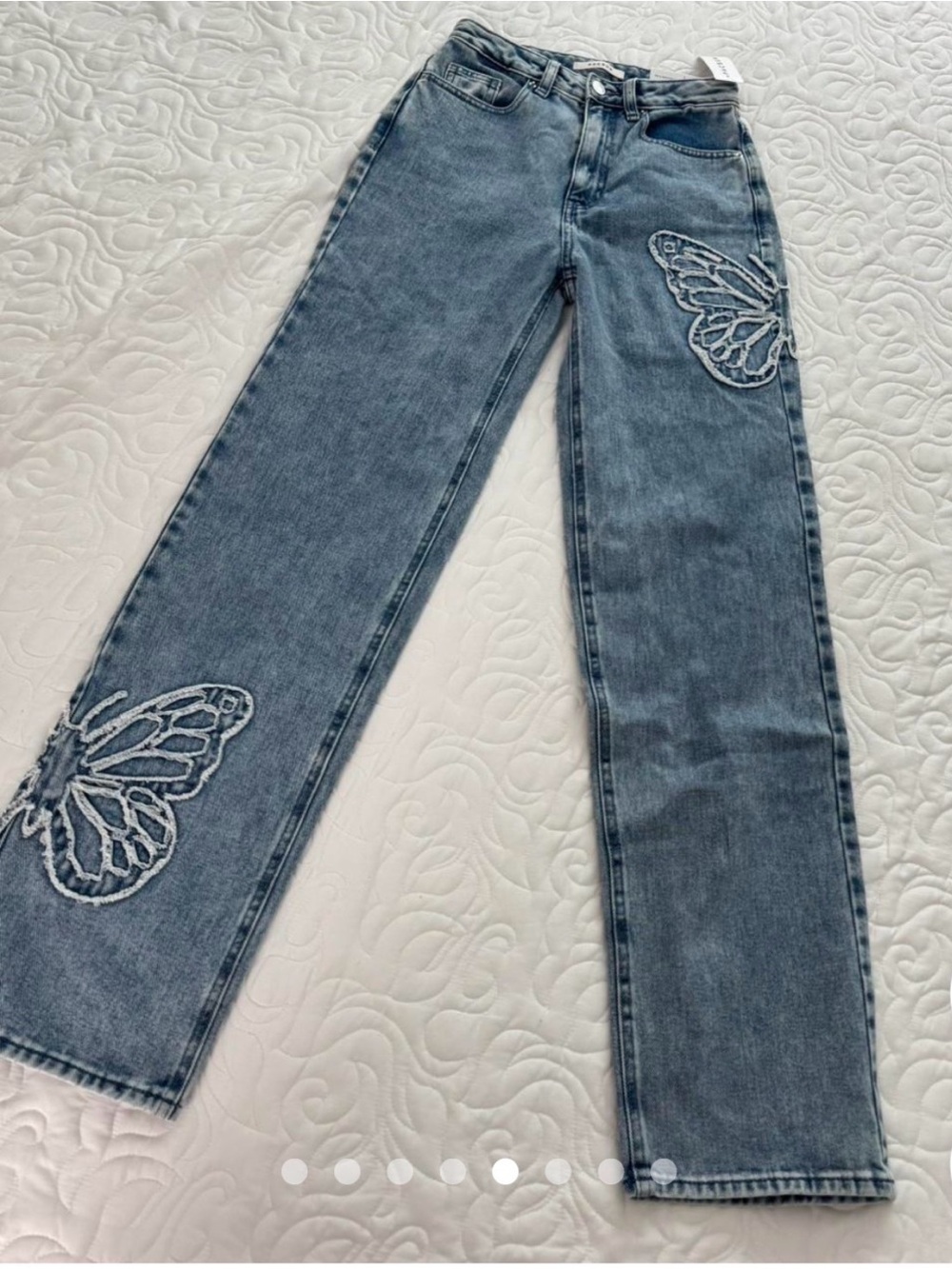 Jeans - Picture 3 of 3